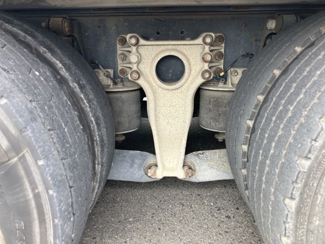 Isuzu GIGA 2006 7419657-8