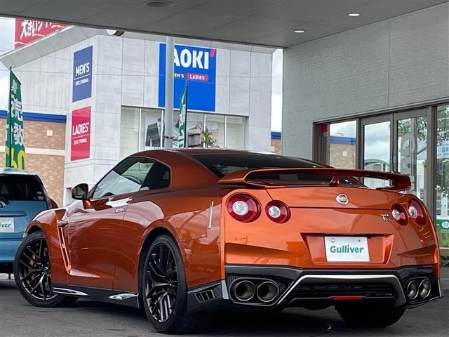 Nissan GT-R 2016 7389422-13