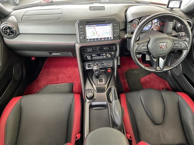 Nissan GT-R 2016 7389422-14