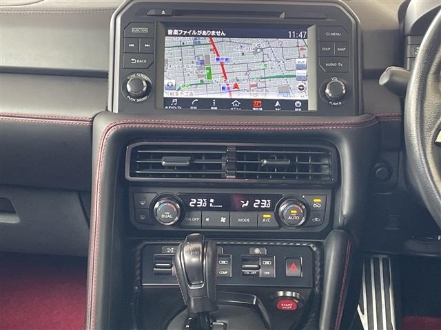 Nissan GT-R 2016 7389422-9
