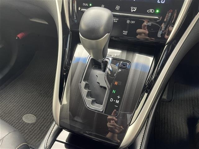 Toyota HARRIER 2018 7411698-12