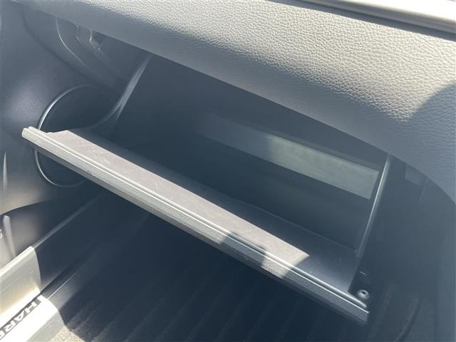 Toyota HARRIER 2018 7412296-6