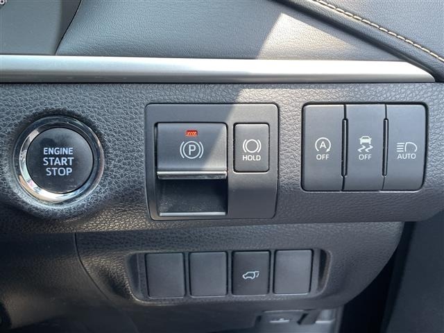 Toyota HARRIER 2018 7413080-22