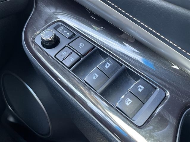 Toyota HARRIER 2018 7413080-5