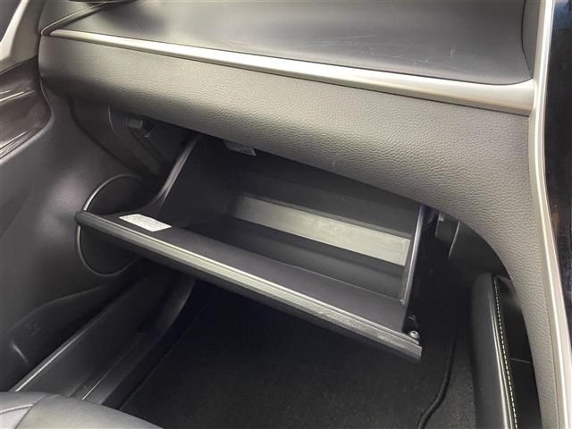 Toyota HARRIER 2017 7414102-4