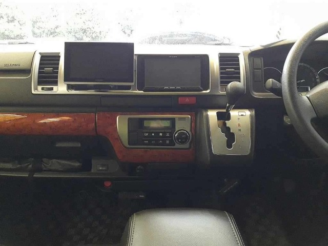 Toyota HIACE VAN 2014 7387675-9