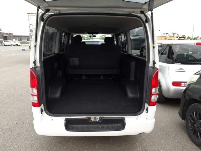 Toyota HIACE VAN 2011 7387684-11