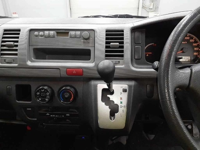 Toyota HIACE VAN 2013 7387685-9