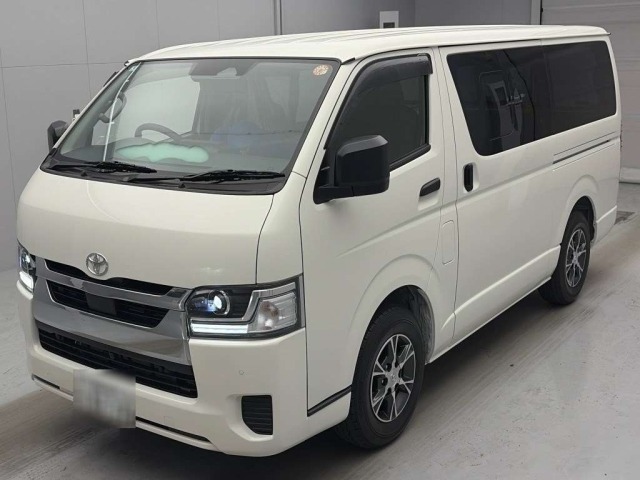 Toyota HIACE VAN 2026 7387697-0