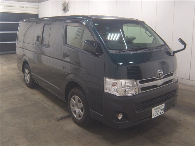 Toyota HIACE VAN 2013 7387700-0