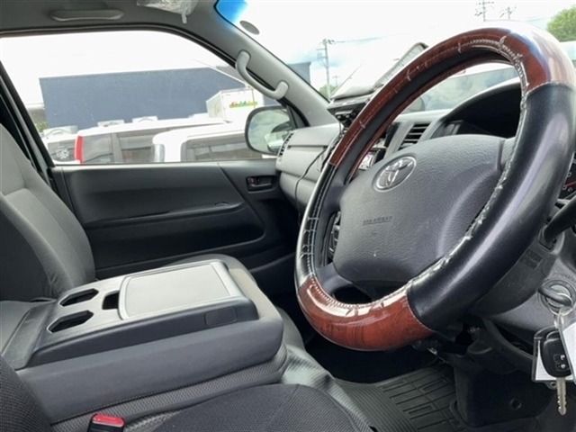 Toyota HIACE VAN 2013 7387700-7