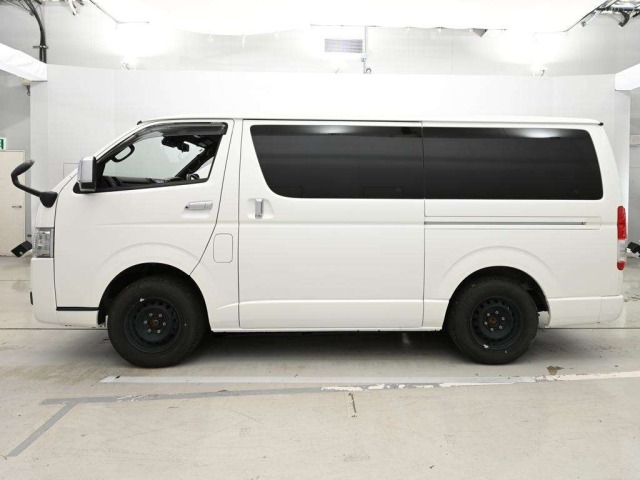 Toyota HIACE VAN 2025 7387723-4