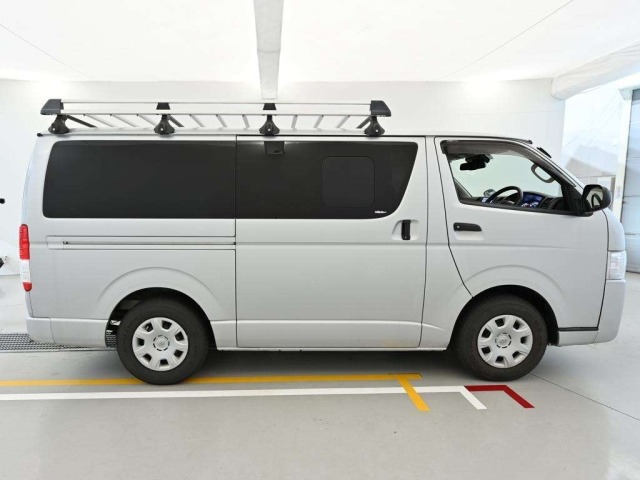 Toyota HIACE VAN 2020 7387724-3