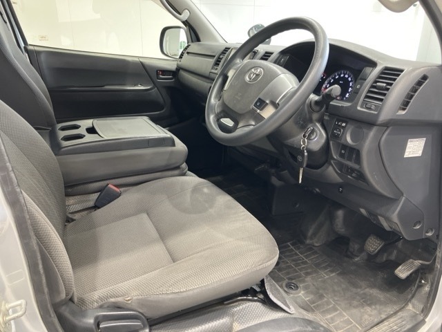 Toyota HIACE VAN 2020 7387739-8