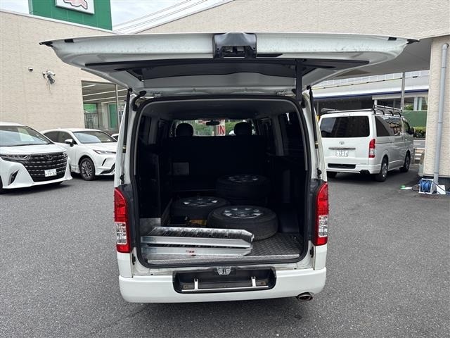 Toyota HIACE VAN 2017 7388047-10