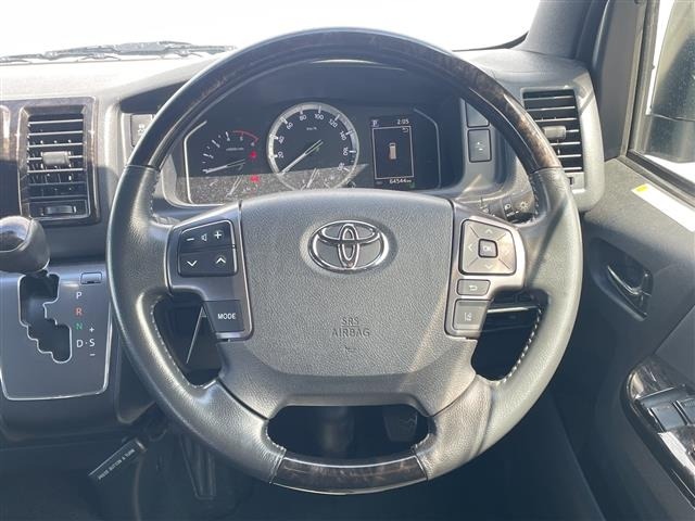 Toyota HIACE VAN 2024 7388054-1