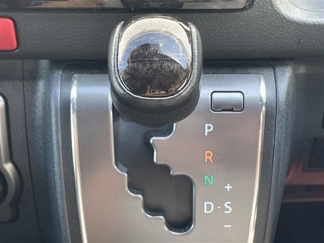 Toyota HIACE VAN 2024 7388054-13