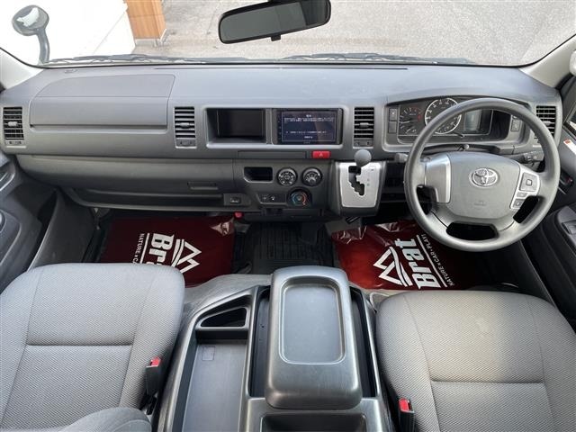 Toyota HIACE VAN 2025 7388086-13
