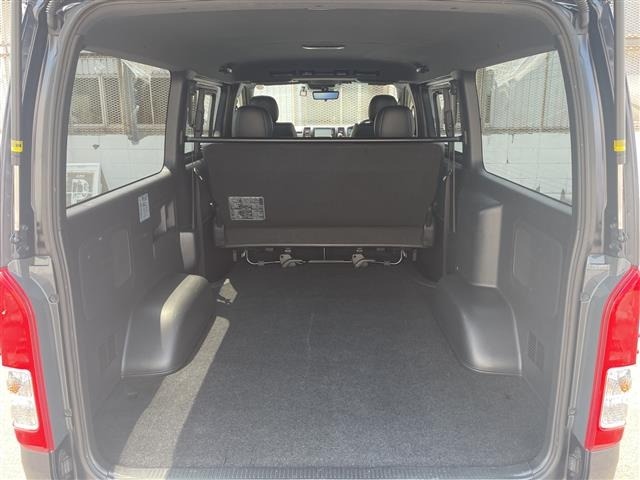 Toyota HIACE VAN 2023 7388090-10