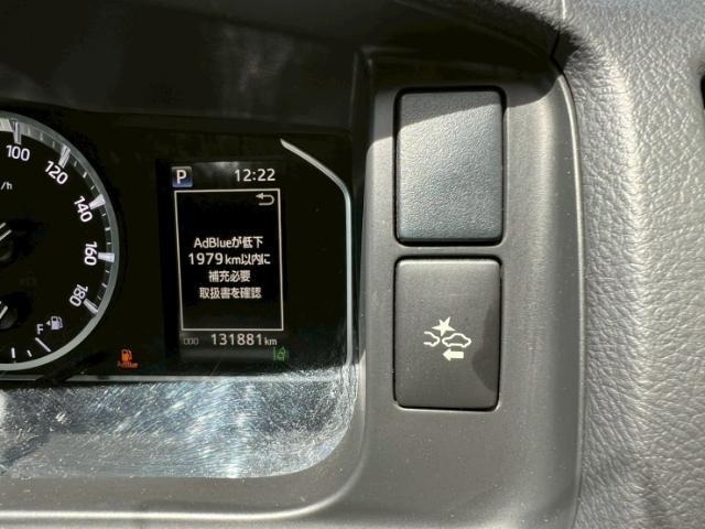 Toyota HIACE VAN 2022 7388098-1