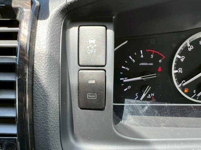 Toyota HIACE VAN 2022 7388098-21