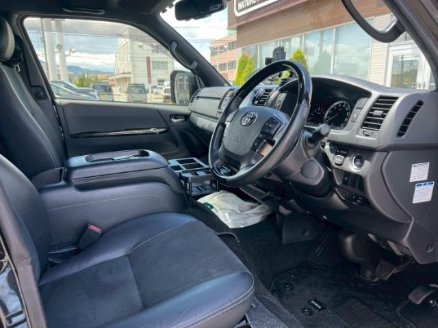 Toyota HIACE VAN 2022 7388098-6