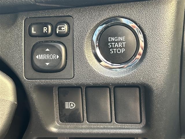 Toyota HIACE VAN 2022 7388099-1