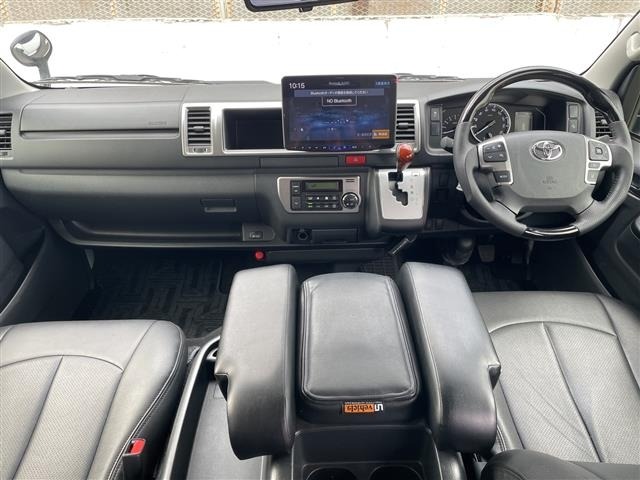 Toyota HIACE VAN 2023 7388108-14