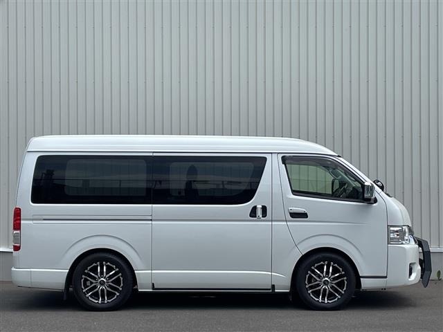 Toyota HIACE VAN 2023 7388108-22