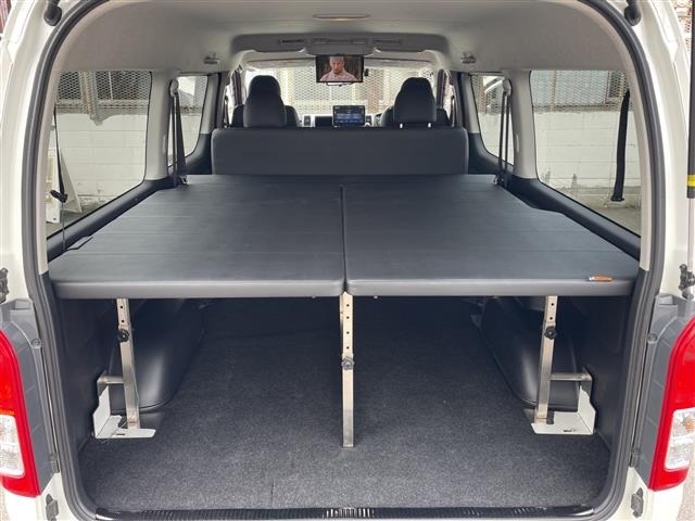 Toyota HIACE VAN 2023 7388108-9