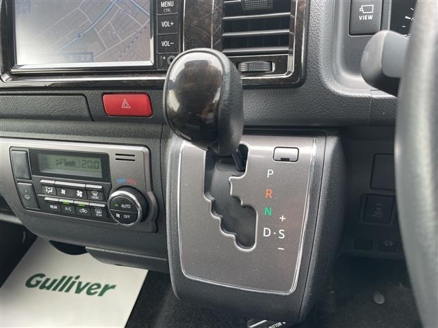 Toyota HIACE VAN 2023 7388112-7