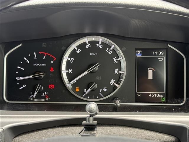Toyota HIACE VAN 2025 7388113-17