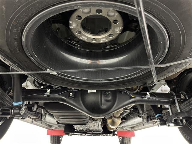 Toyota HIACE VAN 2025 7388132-13