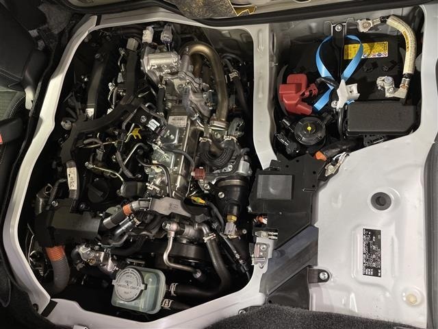 Toyota HIACE VAN 2025 7388132-14