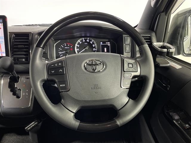 Toyota HIACE VAN 2025 7388132-5