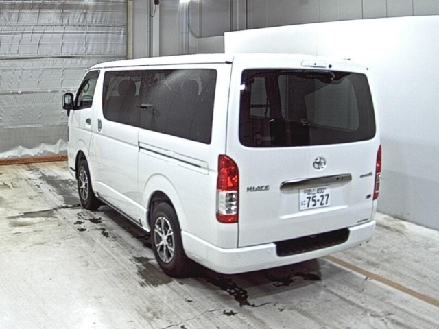 Toyota HIACE VAN 2025 7388152-1
