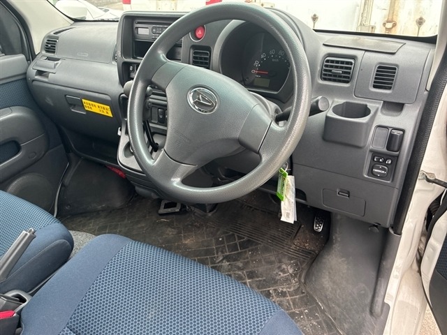 Daihatsu HIJET VAN 2015 7420949-3