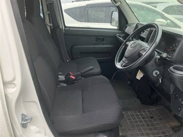 Daihatsu HIJET VAN 2020 7421002-5