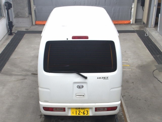 Daihatsu HIJET VAN 2014 7421018-7