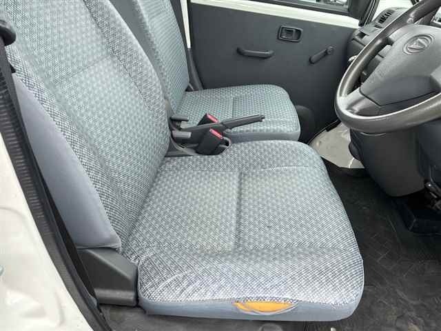 Daihatsu HIJET VAN 2010 7421033-7