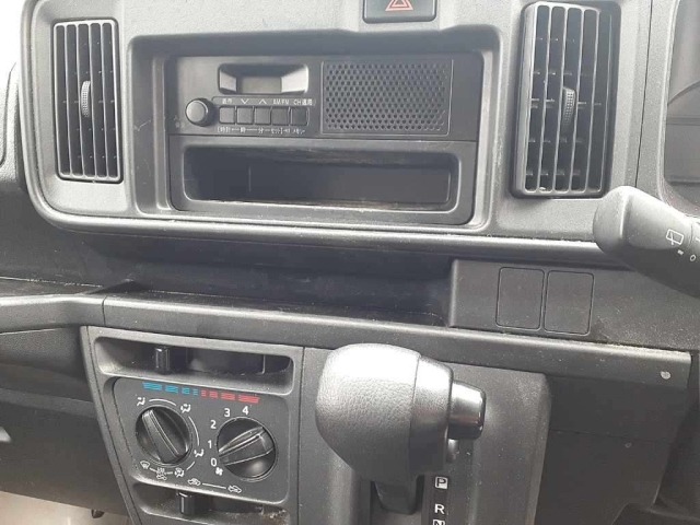 Daihatsu HIJET VAN 2020 7421057-12