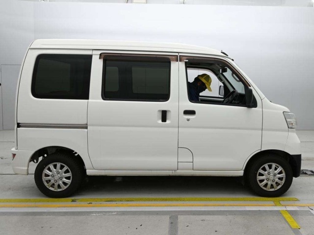 Daihatsu HIJET VAN 2020 7421057-3