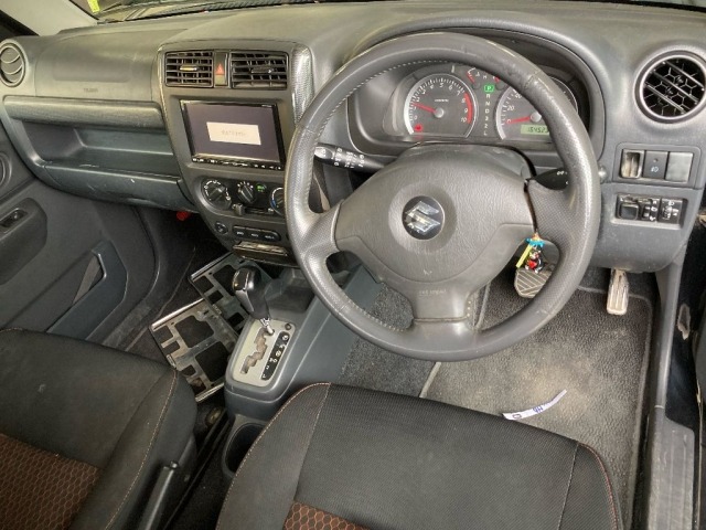 Suzuki JIMNY 2007 7414210-3