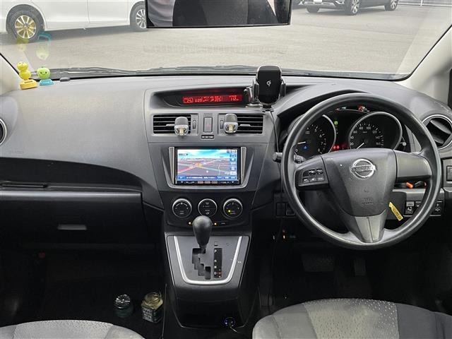 Nissan LAFESTA 2011 7389233-2