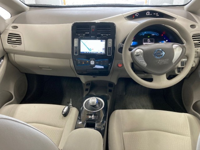 Nissan LEAF 2012 7389871-3