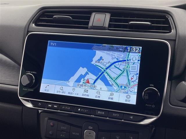 Nissan LEAF 2021 7390185-16