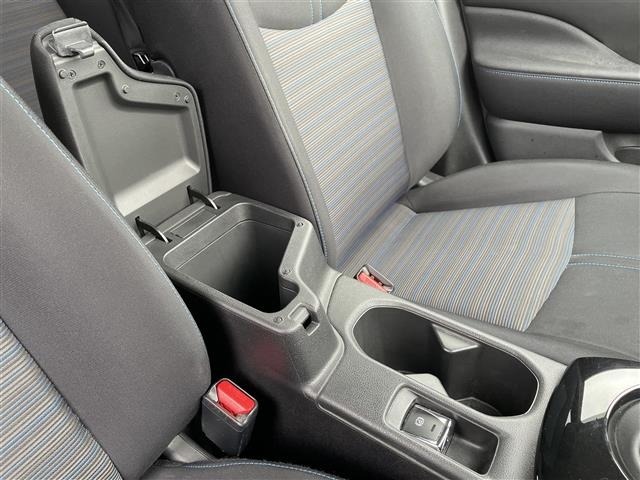Nissan LEAF 2021 7390205-7