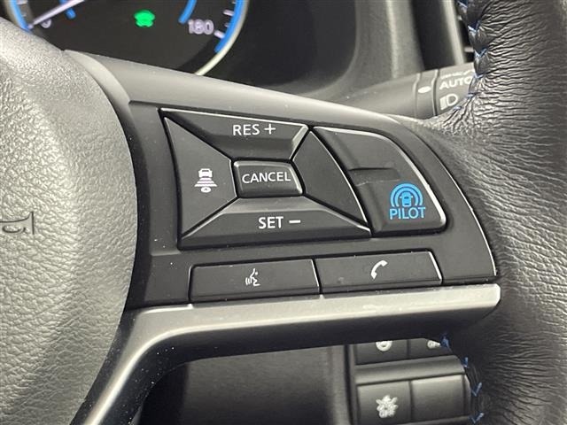 Nissan LEAF 2023 7390206-12