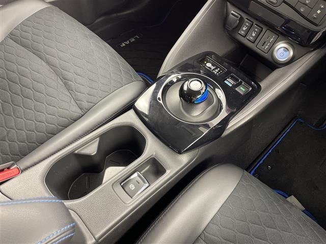 Nissan LEAF 2023 7390206-4