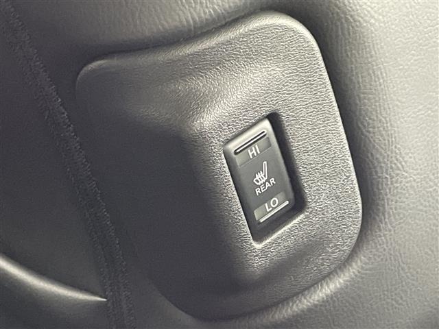 Nissan LEAF 2023 7390206-5